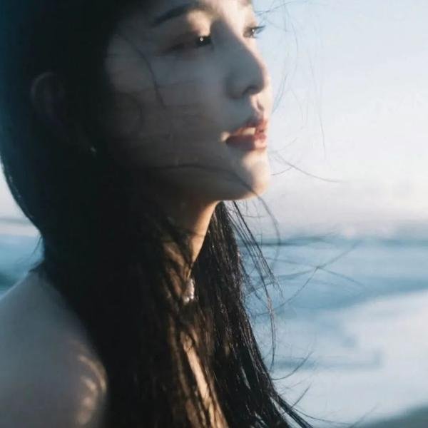 波丽士很忙